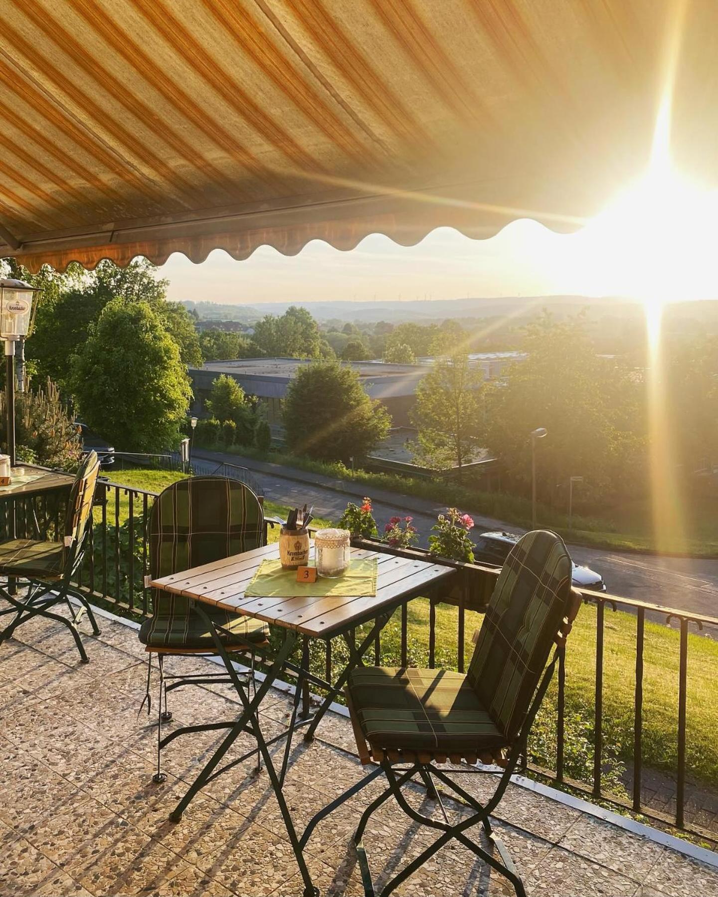 Berghof Hotel Nieheim エクステリア 写真